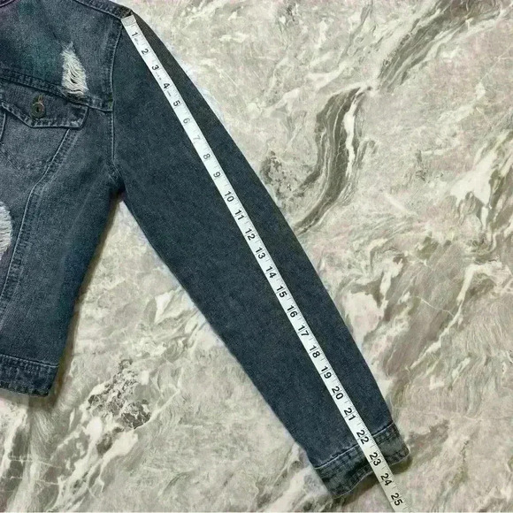 Womens Highway Jeans Distressed Jean Denim Jacket Size M Light Wash New! - Picture 9 of 12
